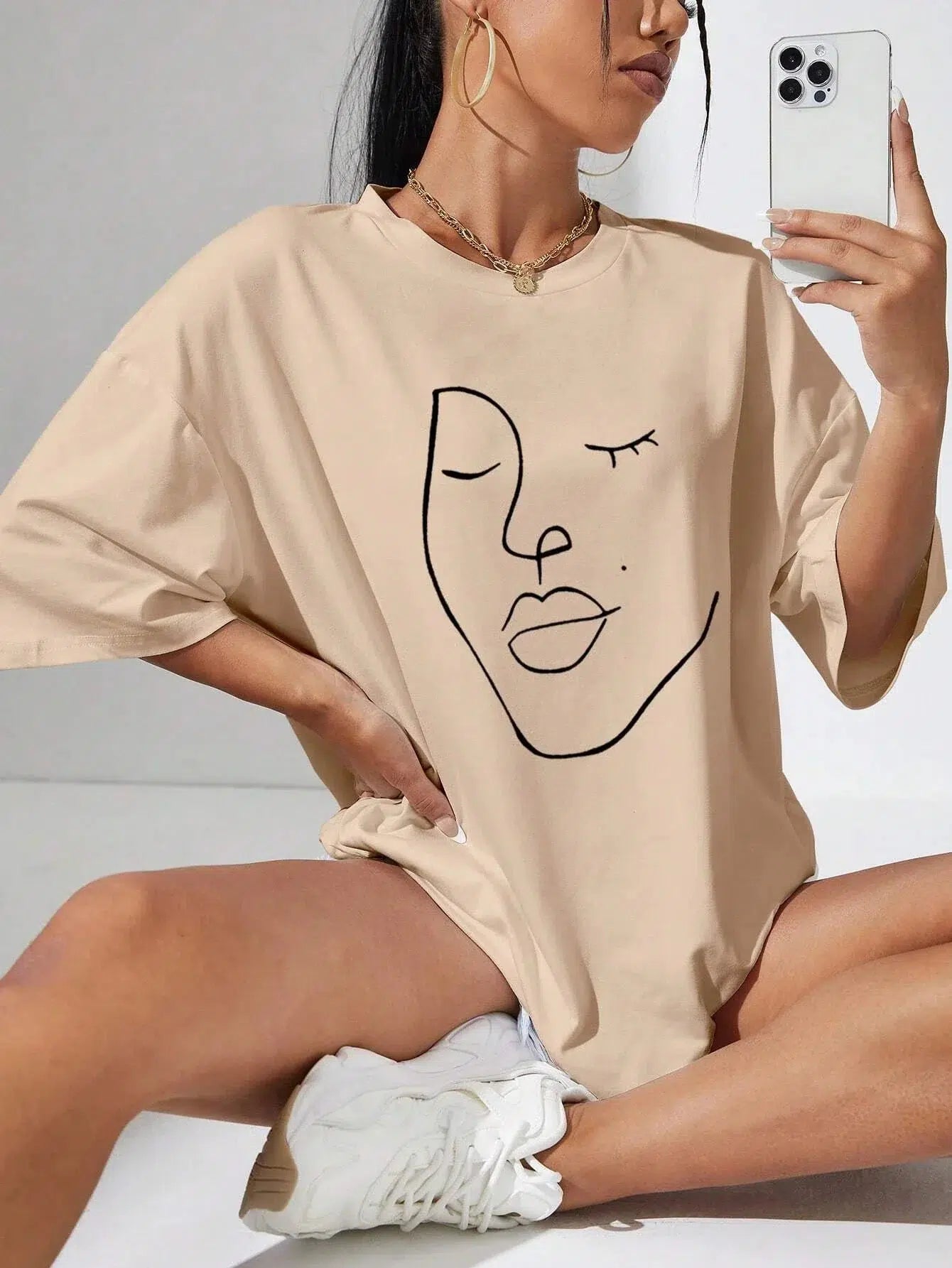 Abstract Woman Face Tee - KAYSMAR
