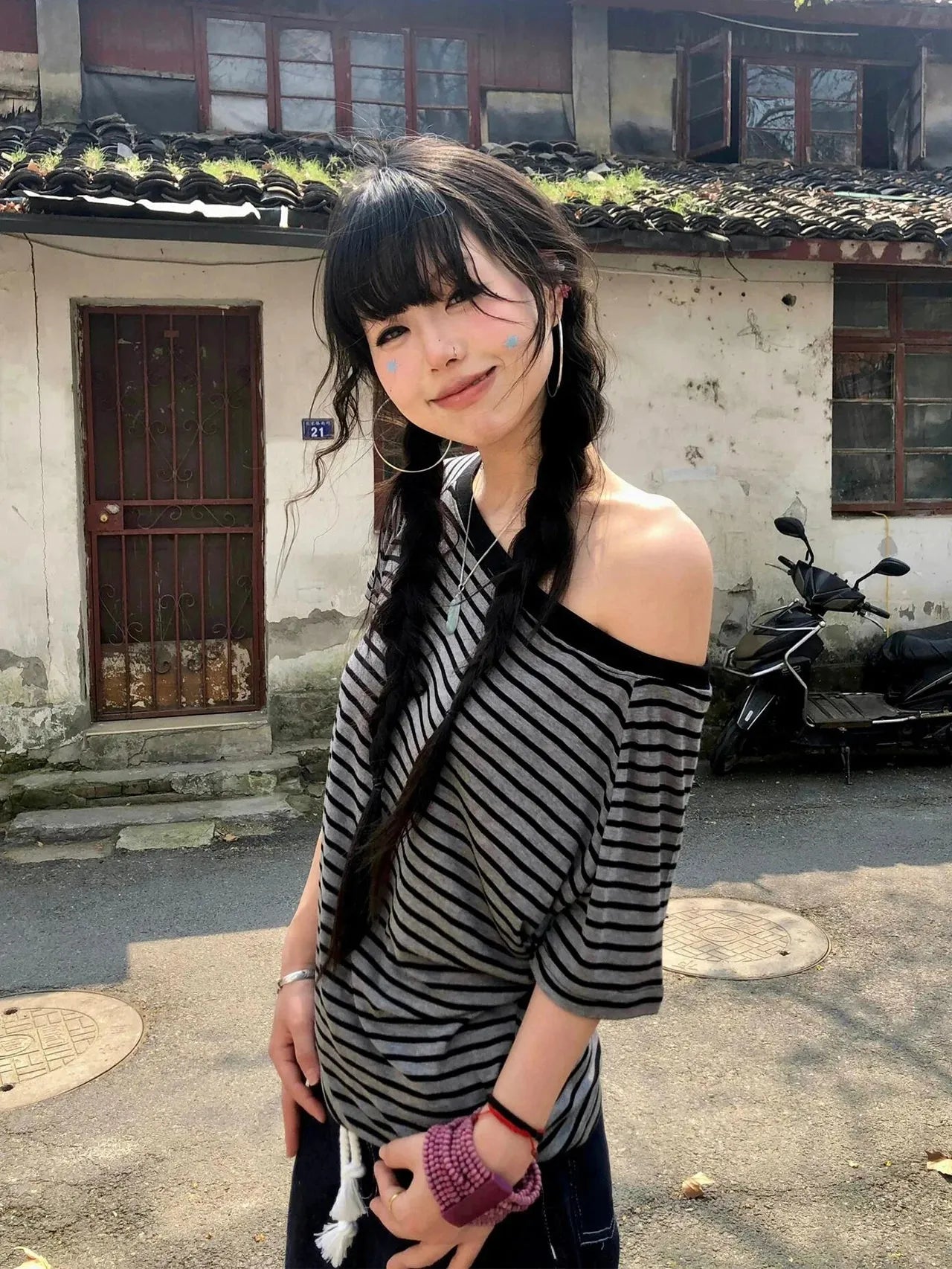 Striped One Shoulder Tee - KAYSMAR