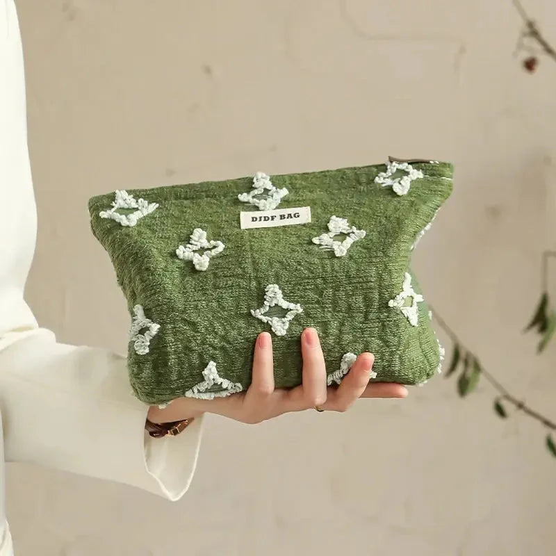 Tasseled Star Embroidered Makeup Bag - KAYSMAR
