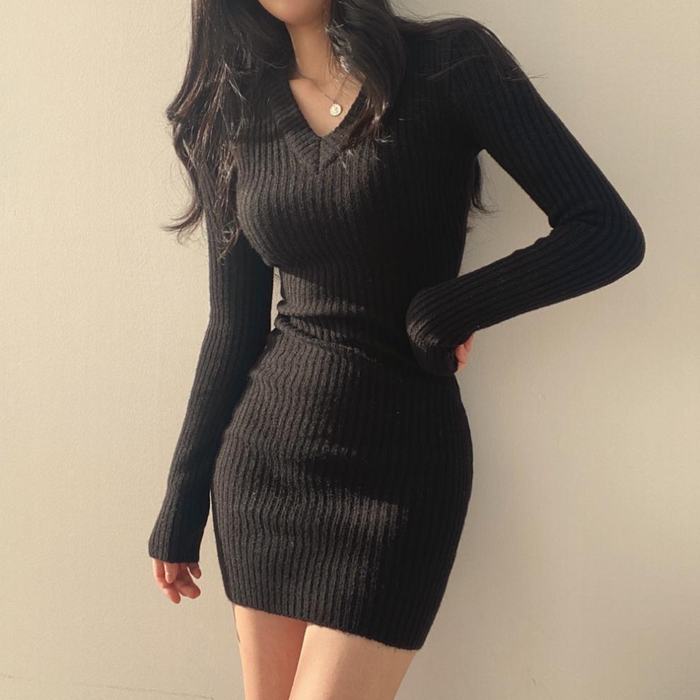 V-neck Knitted Mini Dress - KAYSMAR